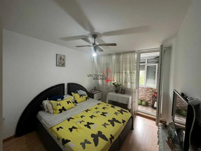 Apartament 3 camere Titan Piata Minis