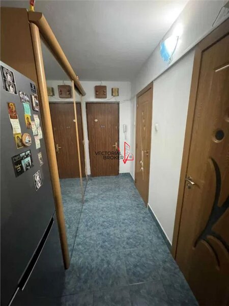 Apartament 3 camere Titan Piata Minis
