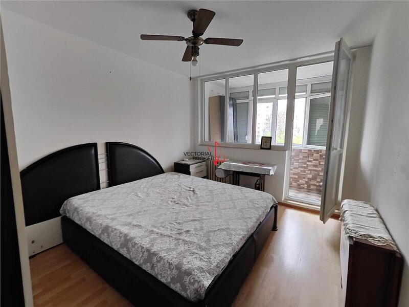 Apartament 3 camere Titan Piata Minis